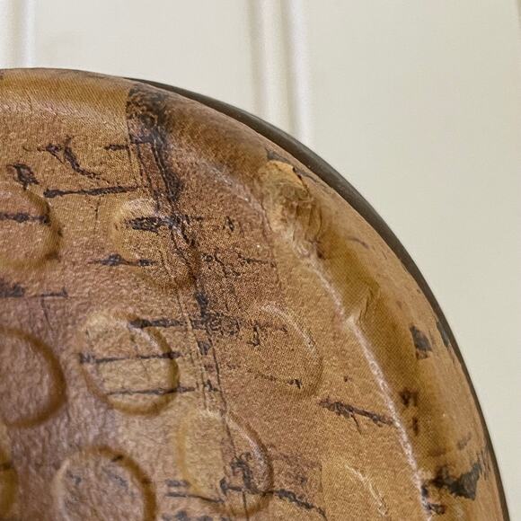 Vionic Red Patent leather flip flops size 10 - Picture 10 of 12